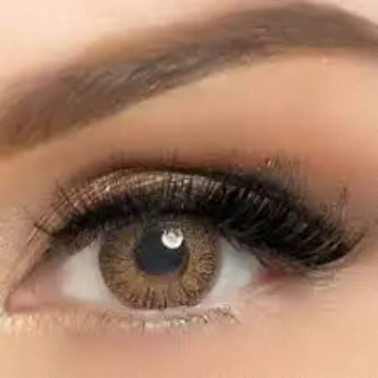 صورة "عدسة ادور لون أصفر 
"