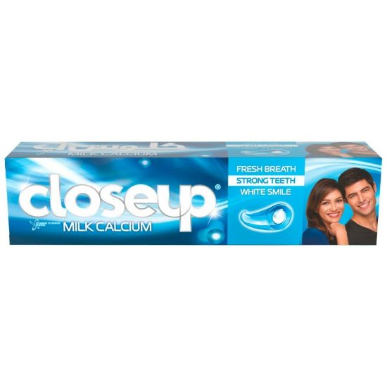 Picture of CLOSE UP CENTER FILLED GEL MILK CALCIUM NUTRIENT 125 ML X 12