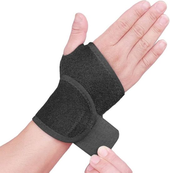 صورة معصم بدعامة مقاس قابل للتعديل يد يمنى