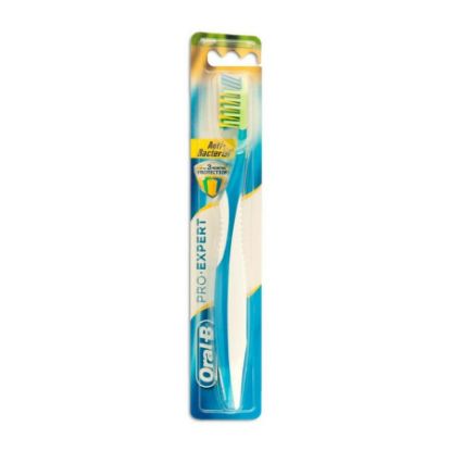 Picture of ORAL B CROSS EXPERT ANTI BACT 40 MED T.B 34215-3801#