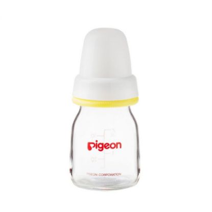 Picture of PIGEON JUICE FEEDER NURSING BOTTLE GLASS 6-7+M Y 60ML N308-3